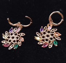 Load image into Gallery viewer, Multi color pointed sunflower