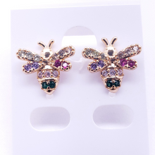 Cargar imagen en el visor de la galería, Flying Ant with multi color crystals (earring)
