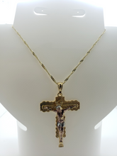 Cargar imagen en el visor de la galería, Large tri color Jesus on the cross - Rosina Jewlery