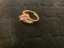 Cargar imagen en el visor de la galería, Slanted Tri colored crystals design