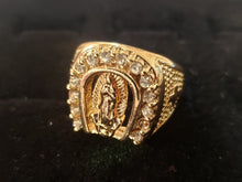 Cargar imagen en el visor de la galería, Our lady of Guadalupe / Rosa de Guadalupe in Hollow upside down horseshoe with crystals (clear)