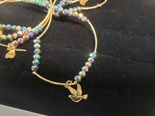 Load image into Gallery viewer, Litmus color crystal Bangle with hanging pendants