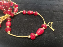 Cargar imagen en el visor de la galería, Dark red circle and diamond shaped crystal bangle with hanging pendant