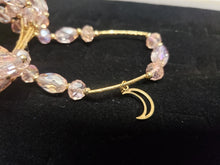 Cargar imagen en el visor de la galería, Clear multi size crystal bangle with hanging pendants