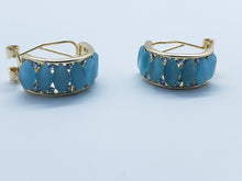 Load image into Gallery viewer, Light blue crystal row with crystals (set)