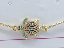 Cargar imagen en el visor de la galería, Swimming Turtle with crystals - four colors - v2 (bracelet)