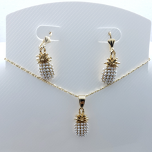 Load image into Gallery viewer, pearl pineapple with gold top and crystals