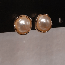 Cargar imagen en el visor de la galería, Stainless steel small pearl