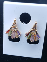 Cargar imagen en el visor de la galería, Eiffel Tower with multi colored crystals