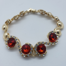 Cargar imagen en el visor de la galería, Large red crystal circles surrounded with clear crystals (set)