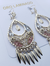 Cargar imagen en el visor de la galería, Tri color laminated baskets with Our lady of Guadalupe and hanging pedals