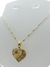 Cargar imagen en el visor de la galería, Heart with fireflies and a clear crystal - Rosina Jewlery