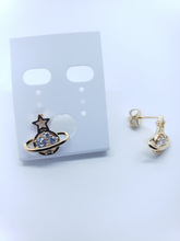 Cargar imagen en el visor de la galería, Hollow planet and star with clear crystals