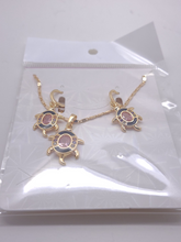 Cargar imagen en el visor de la galería, Small pink turtle with a black and clear crystal shell