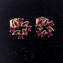 Cargar imagen en el visor de la galería, Pink crystal laminated crosshair