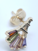Cargar imagen en el visor de la galería, Eiffel Tower with multi colored crystals