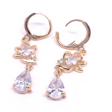 Load image into Gallery viewer, Clear crystal flower with a hanging crystal (clear)