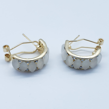 Load image into Gallery viewer, White Crystal Row with crystals (set)