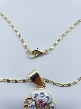 Load image into Gallery viewer, Circular white heart with crystals (pink)