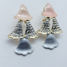 Load image into Gallery viewer, Multi color laminated ribbon with net design and clear crystals