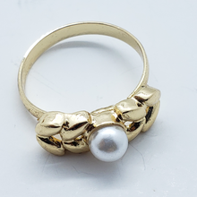 Cargar imagen en el visor de la galería, Hanging leaves and basket with clear crystals - pearls (sets)