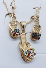 Load image into Gallery viewer, Sandals with multi color crystals (set)