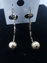 Load image into Gallery viewer, Long laminated sports ball