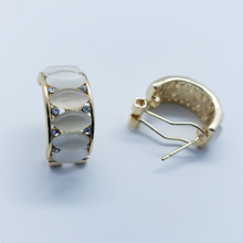 Load image into Gallery viewer, White Crystal Row with crystals (set)