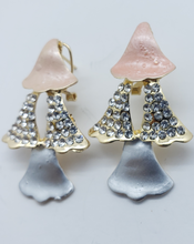 Load image into Gallery viewer, Multi color laminated ribbon with net design and clear crystals