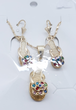 Load image into Gallery viewer, Sandals with multi color crystals (set)