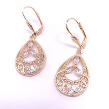 Cargar imagen en el visor de la galería, Clear crystals basket outline