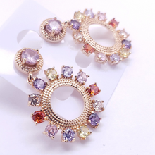 Cargar imagen en el visor de la galería, Hollow circle with multi color crystals