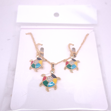 Cargar imagen en el visor de la galería, Multi colored turtle shell with clear crystals