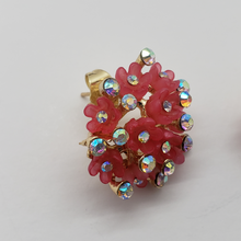 Load image into Gallery viewer, Dark pink blooming rose with clear crystals (set)