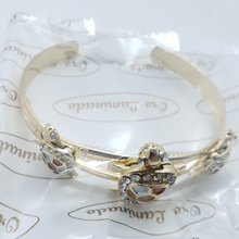 Cargar imagen en el visor de la galería, Dual shell color Tri turtles with clear crystals