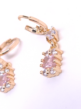 Cargar imagen en el visor de la galería, Elegant hanging pink square crystal