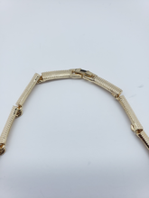 Load image into Gallery viewer, Gold rose design with clear crystals (set)