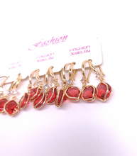 Load image into Gallery viewer, Red diamond crystal earrings