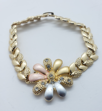 Load image into Gallery viewer, Laminated multi color daisies with clear crystals (set)