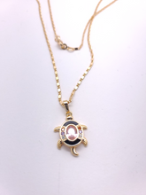 Cargar imagen en el visor de la galería, Small pink turtle with a black and clear crystal shell