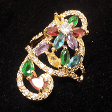 Cargar imagen en el visor de la galería, Zirconia multi - color crystal flower and fly design