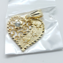 Cargar imagen en el visor de la galería, Heart with fireflies and a clear crystal - Rosina Jewlery