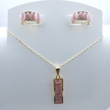 Cargar imagen en el visor de la galería, Pink Crystal row with clear crystals