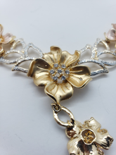 Load image into Gallery viewer, Gold rose design with clear crystals (set)