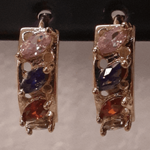 Cargar imagen en el visor de la galería, Small dual color crystals zirconia hoops