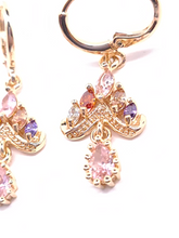 Cargar imagen en el visor de la galería, Multi color spade with hanging pink crystal