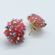 Load image into Gallery viewer, Dark pink blooming rose with clear crystals (set)