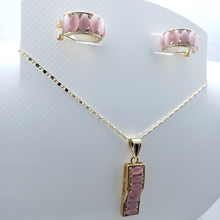 Load image into Gallery viewer, Pink Crystal row with clear crystals
