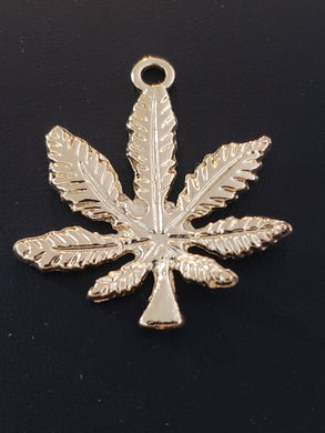 Cannabis Leaf with crystals