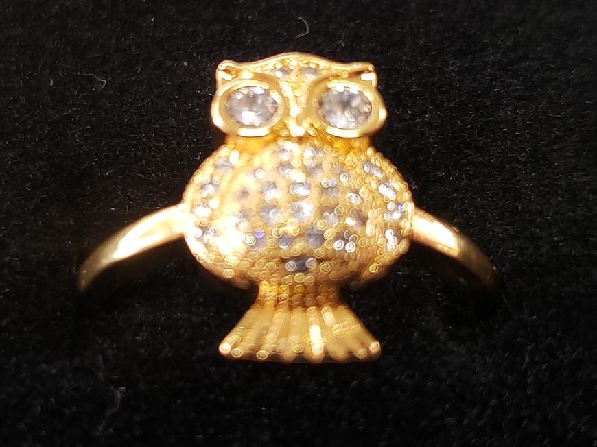 Owl with clear crystals